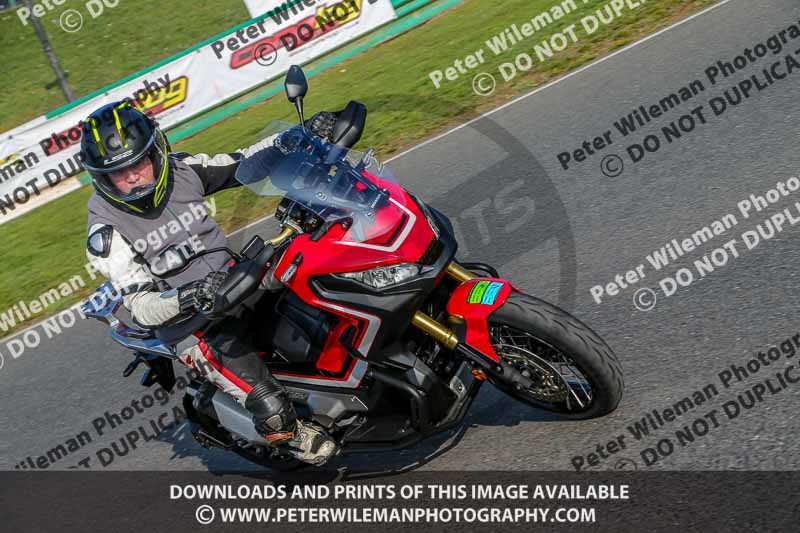 PJM Wedding Photography;enduro digital images;event digital images;eventdigitalimages;mallory park;mallory park photographs;mallory park trackday;mallory park trackday photographs;no limits trackdays;peter wileman photography;racing digital images;trackday digital images;trackday photos
